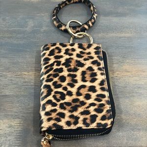 Leopard Clutch
